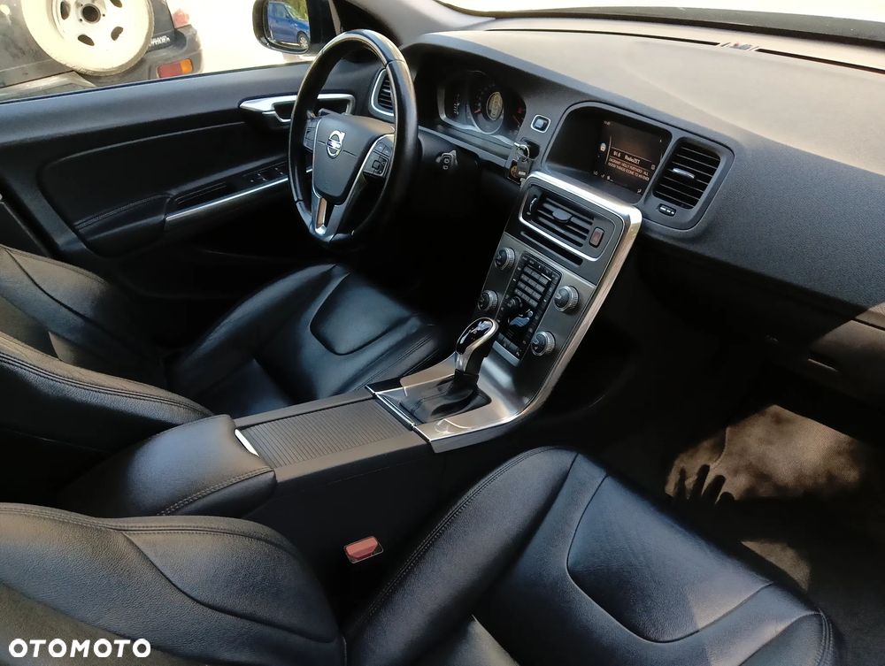 Volvo V60 - 24