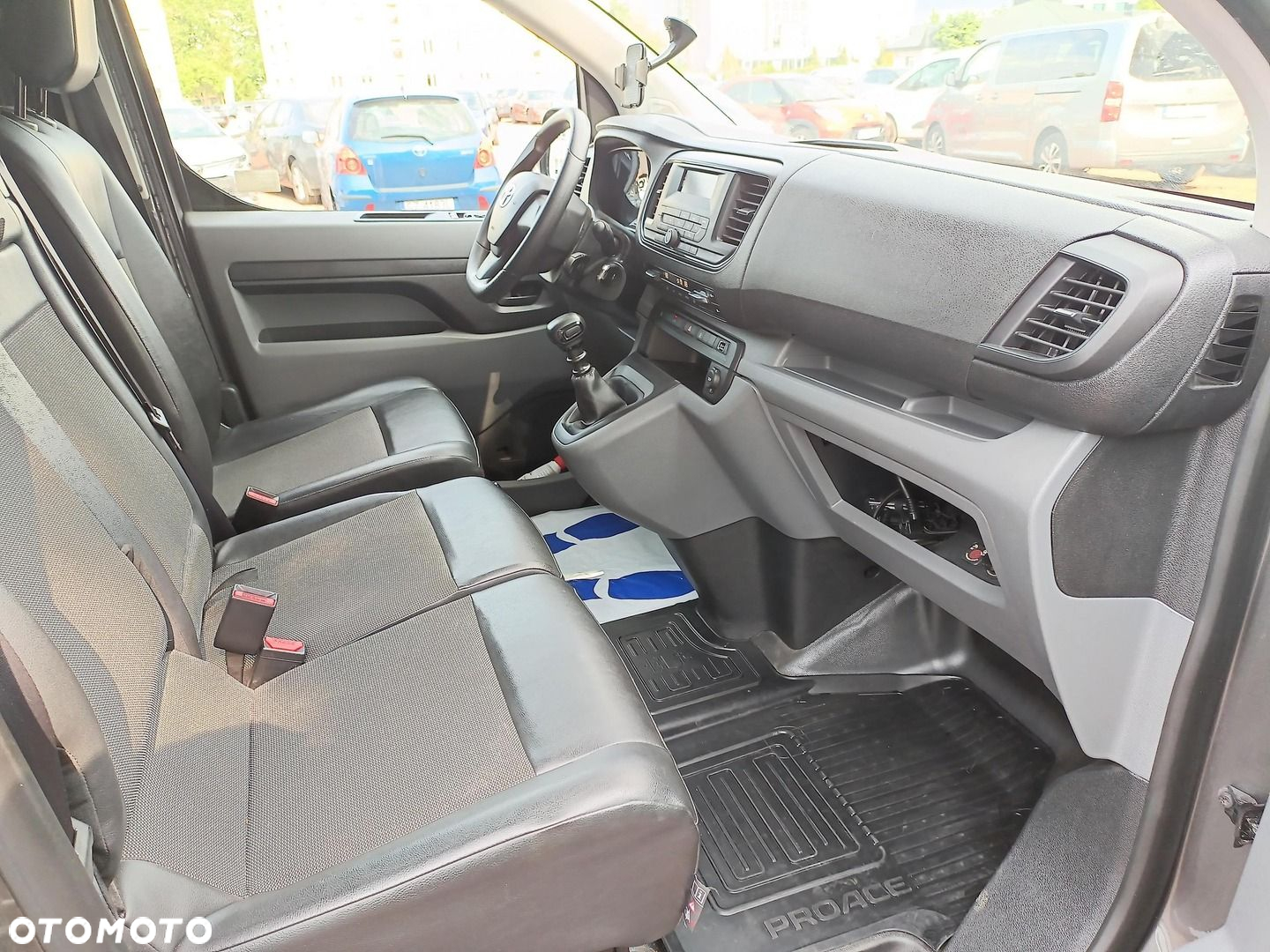 Toyota PROACE - 12
