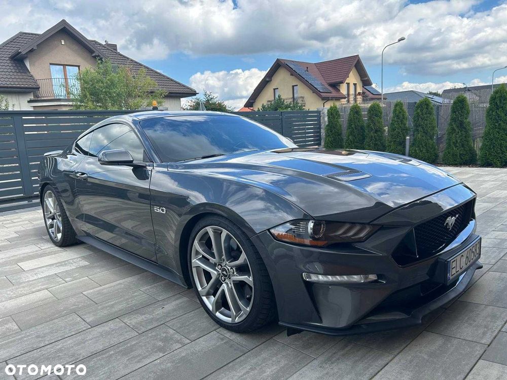 Ford Mustang - 2