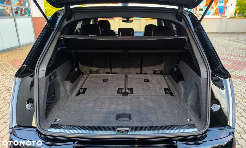 Audi Q7 - 7