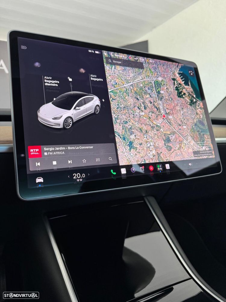 Tesla Model 3 - 24