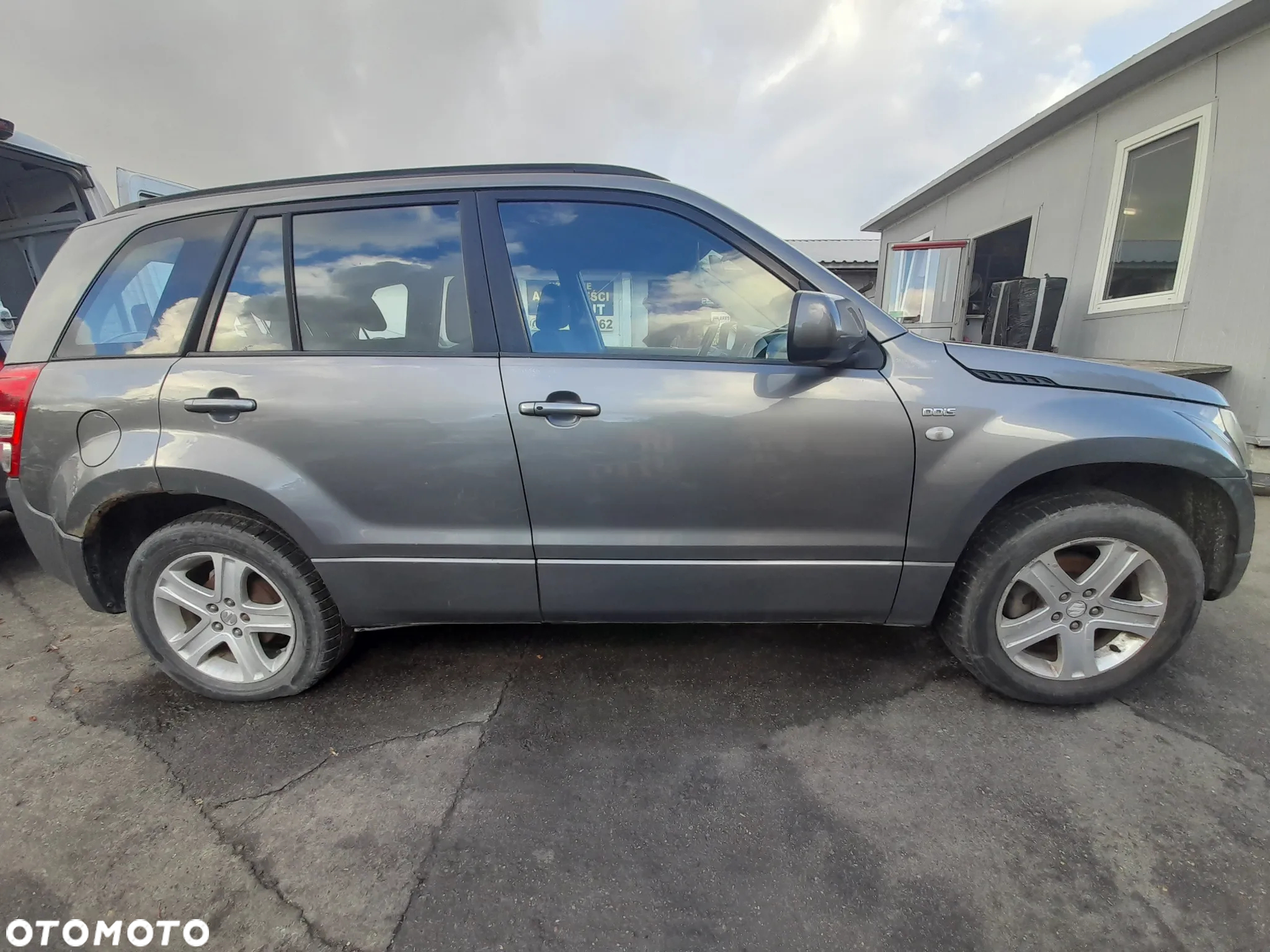 SUZUKI GRAND VITARA II DRZWI LEWY TYŁ LEWE TYLNE ZDL - 20