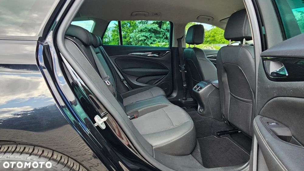 Opel Insignia Sports Tourer 2.0 Diesel Automatik Innovation - 34