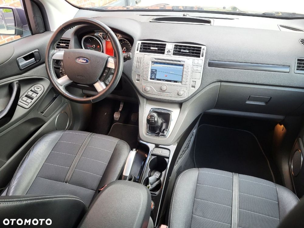 Ford Kuga - 8