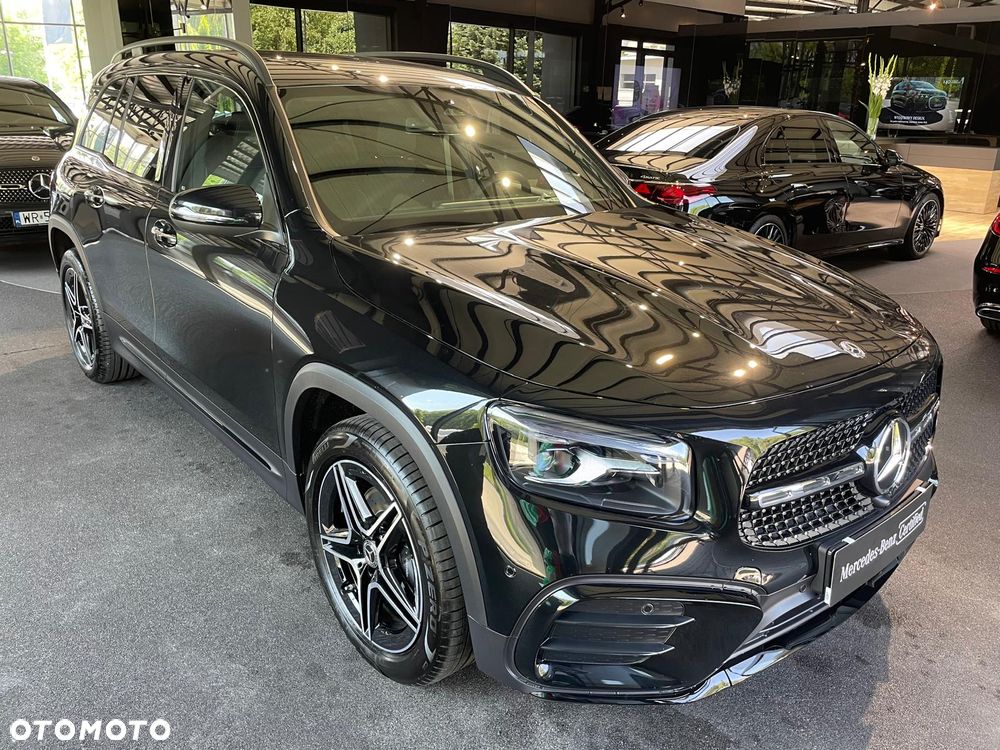Mercedes-Benz GLB 200 AMG Line 7G-DCT - 3