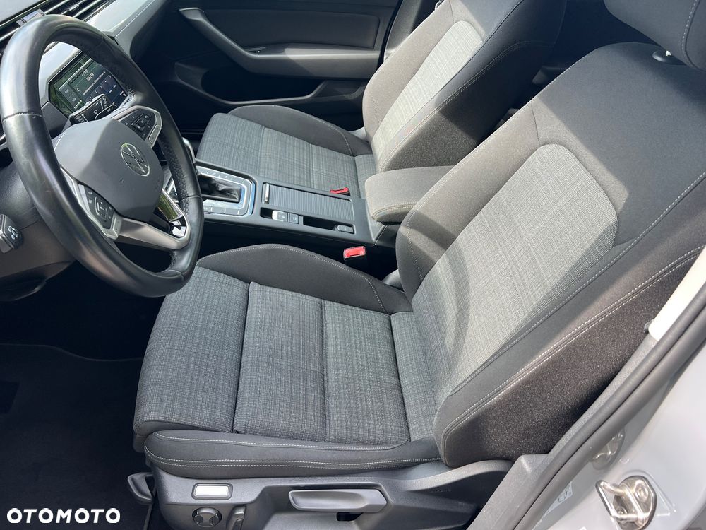 Volkswagen Passat Variant 1.5 TSI EVO Business DSG - 15