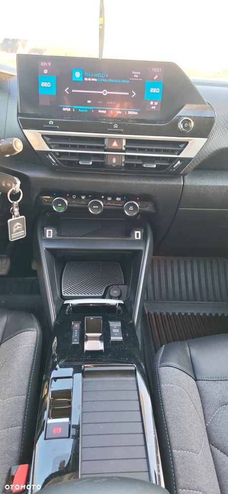 Citroën C4 BlueHDi 130 Stop&Start EAT8 C-SERIES - 16