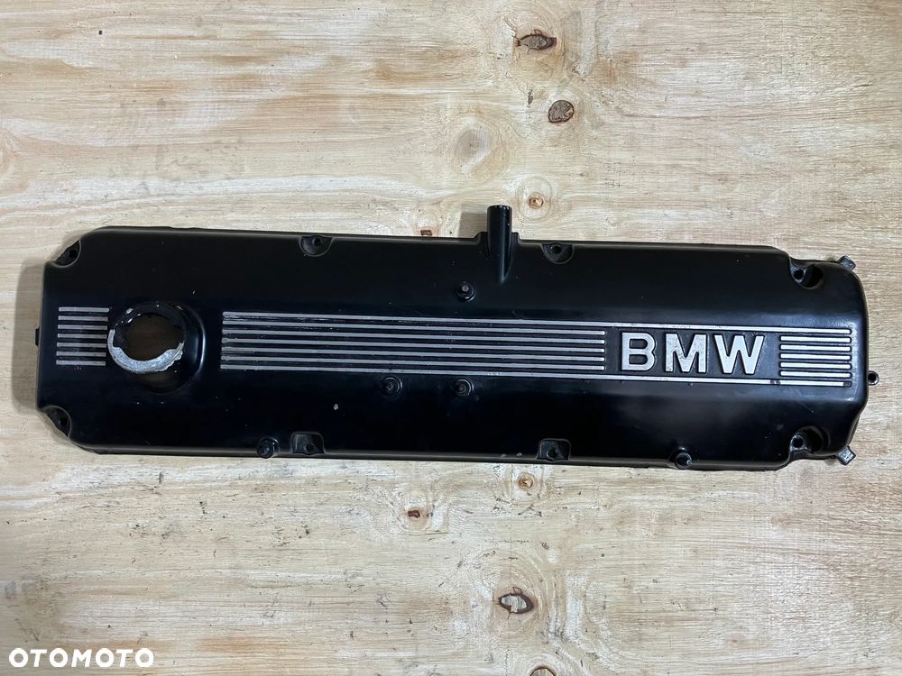POKRYWA ZAWORÓW BMW M30 3.0 3.5 E30 E32 E34 E24 1710973 - 1