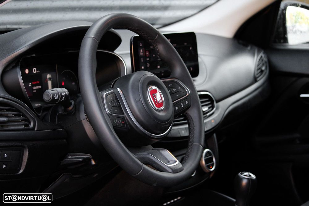 Fiat Tipo Station Wagon Cross 1.0 GSE T3 Cross - 11