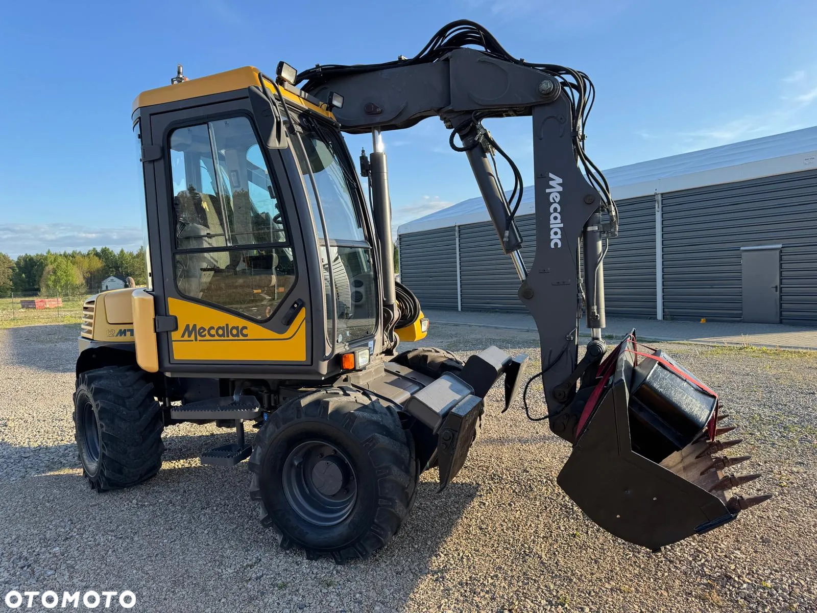 Mecalac 12 MTX 9260 kg Koparko Ładowarka - 4