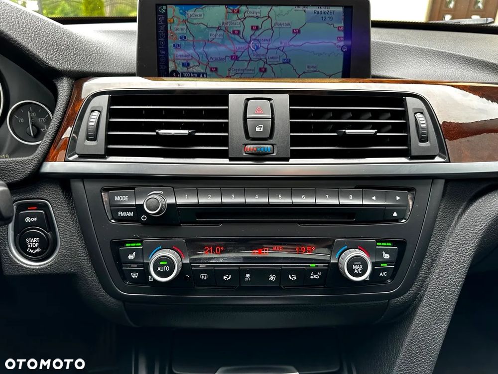 BMW 3GT 335i xDrive Sport Line - 30