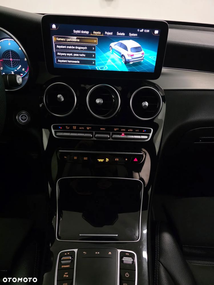 Mercedes-Benz GLC 200 d 4Matic 9G-TRONIC AMG Line Plus - 15