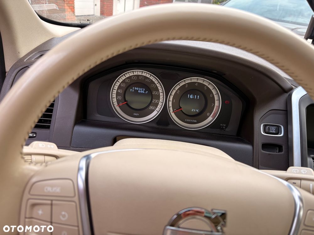 Volvo XC 60 2.0T Summum - 4