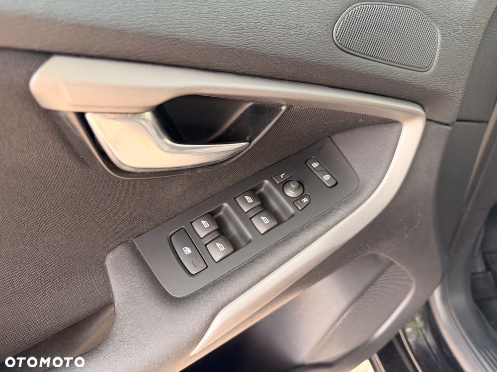 Volvo V40 D2 Drive-E Kinetic - 20