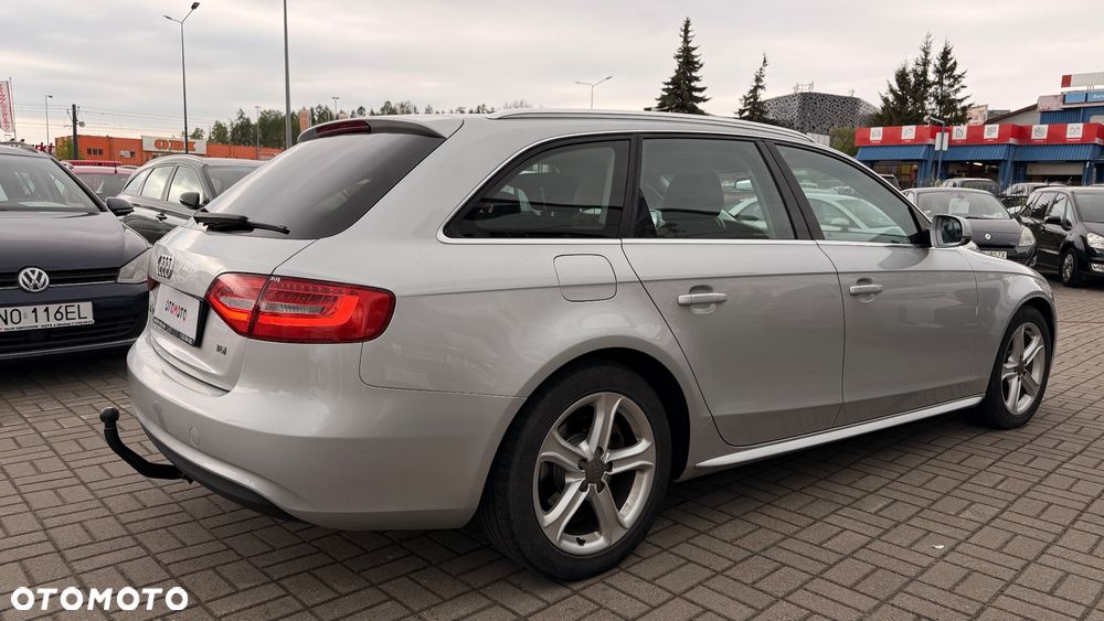 Audi A4 Avant 2.0 TDI - 13