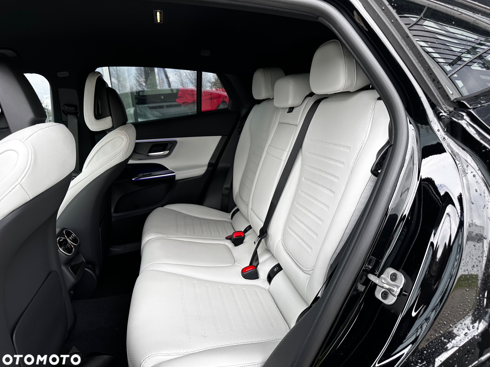 Mercedes-Benz GLC - 26