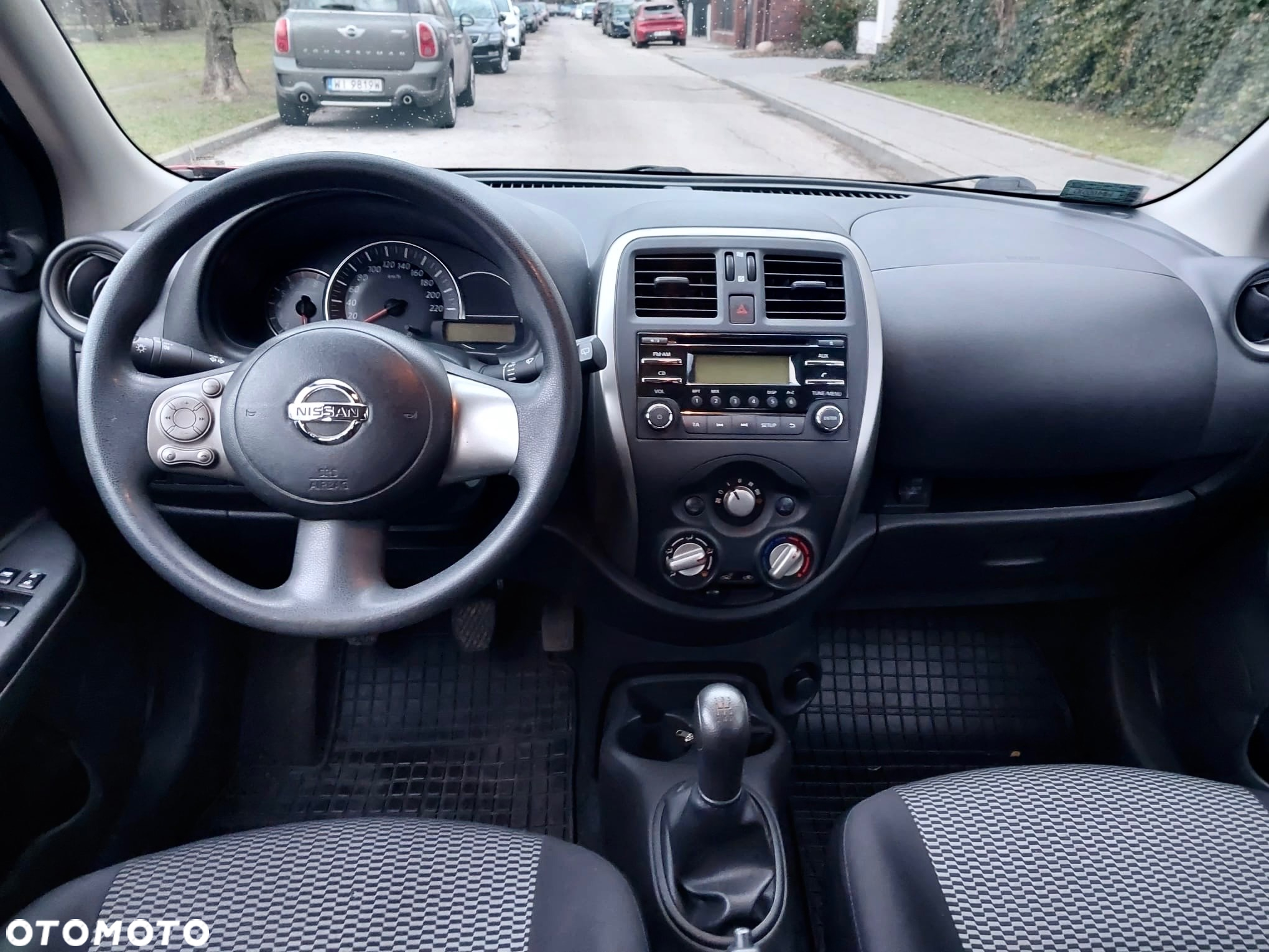 Nissan Micra - 10