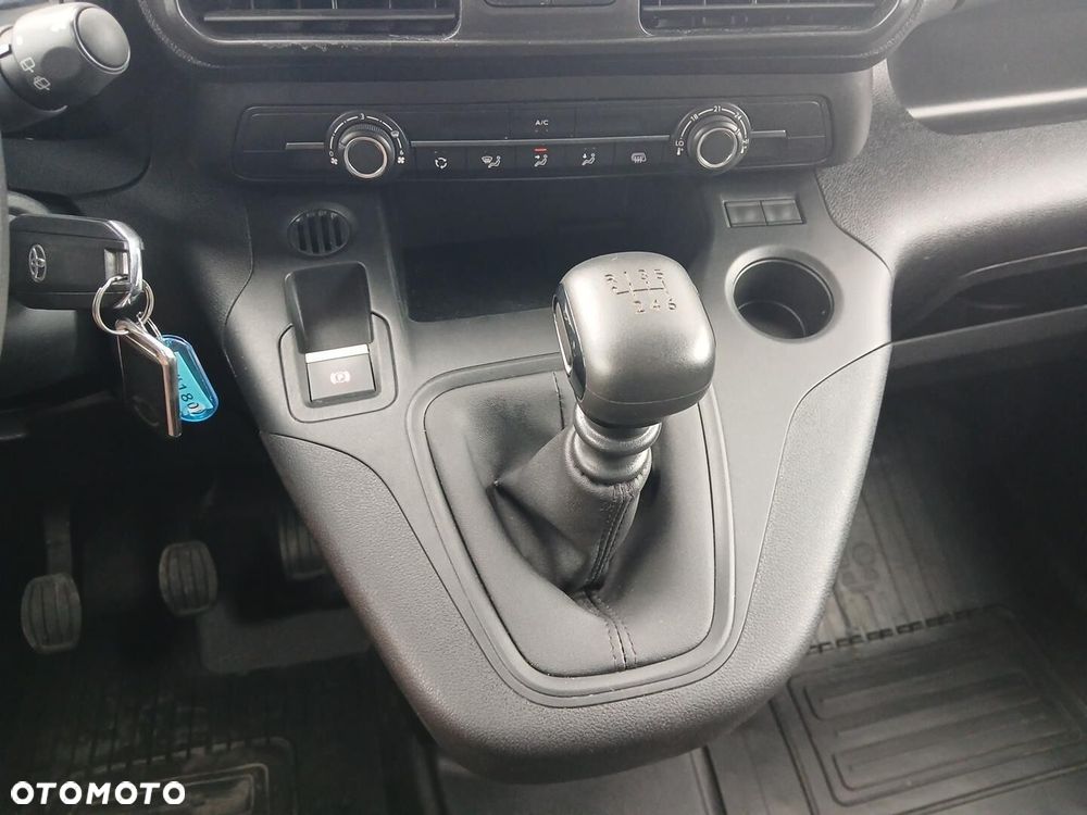 Toyota PROACE CITY - 39