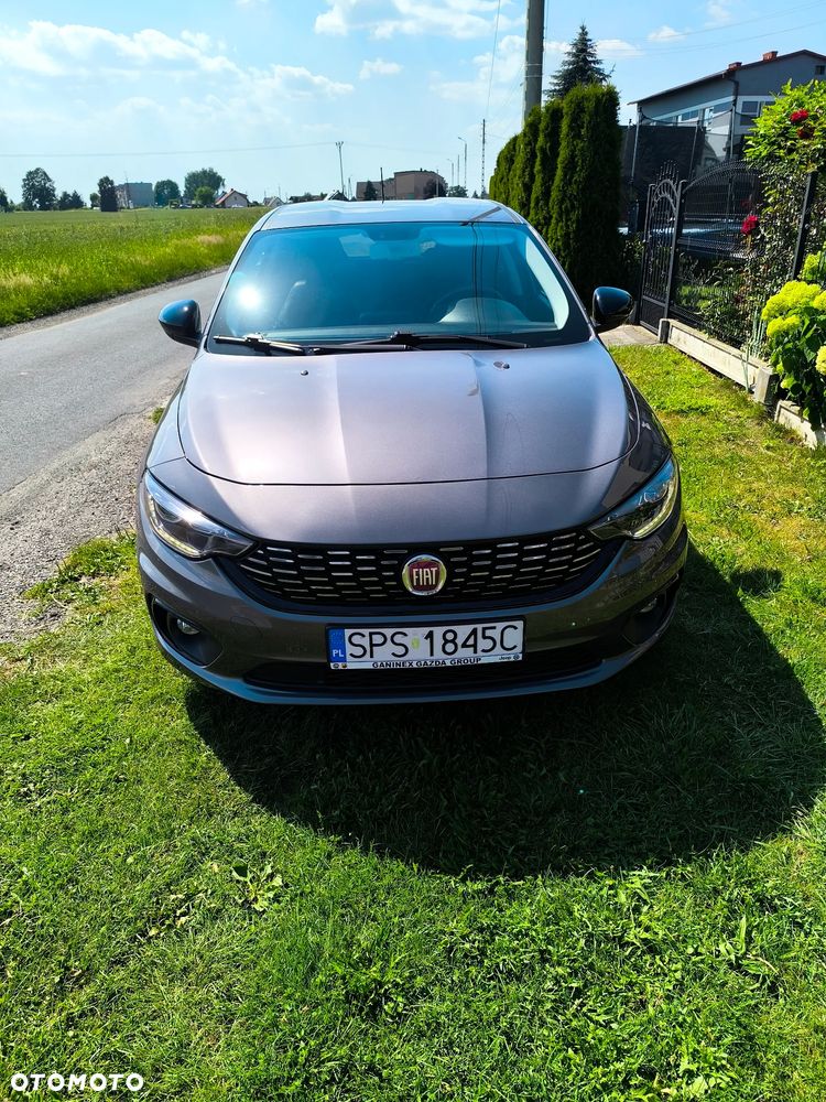 Fiat Tipo 1.4 T-Jet 16v S-Design - 2