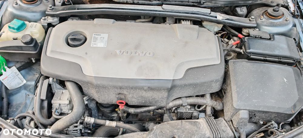 Volvo S60 D5 Kinetic - 21