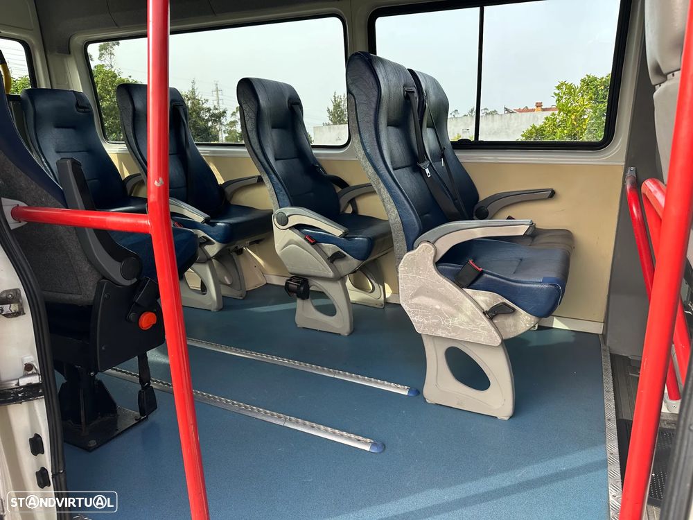 VW LT 35 2.5 TDI 9L/CADEIRA DE RODAS COM PLATAFORMA ELEVATORIA - 28