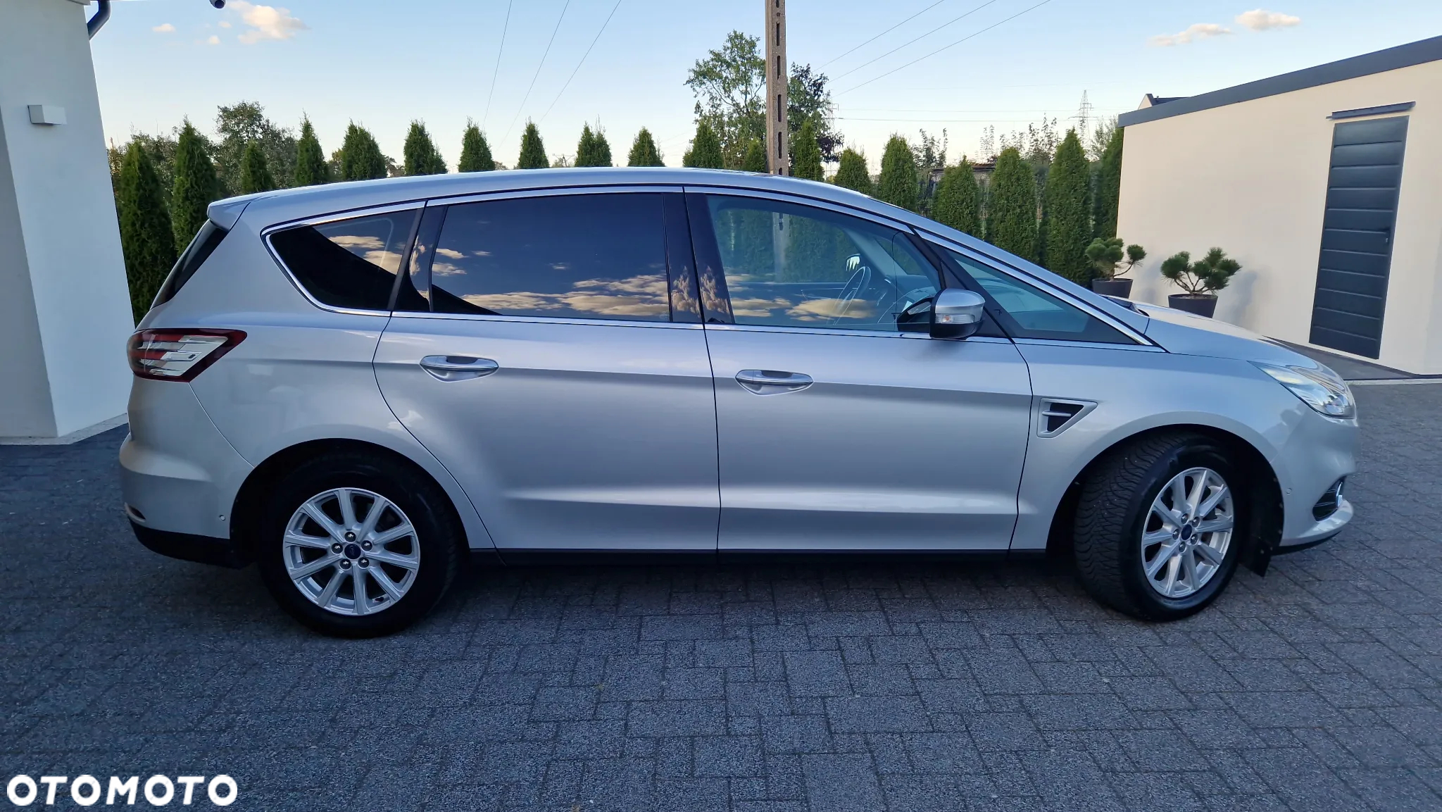 Ford S-Max 2.0 TDCi Titanium PowerShift - 28
