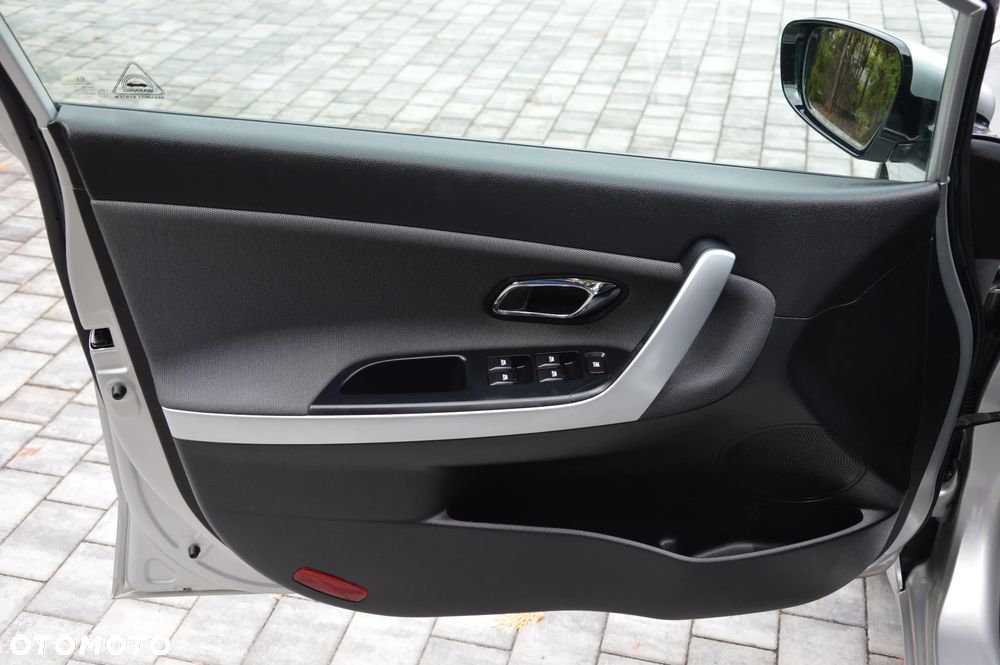 Kia Ceed - 27