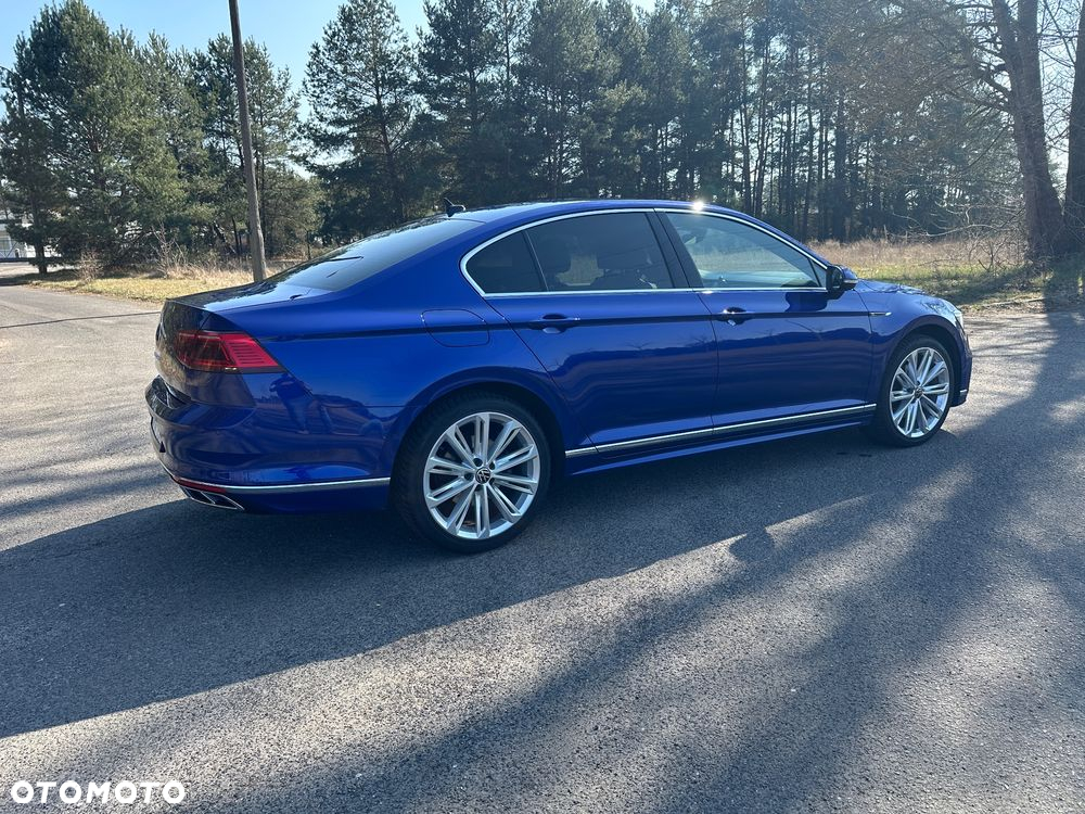 Volkswagen Passat - 10