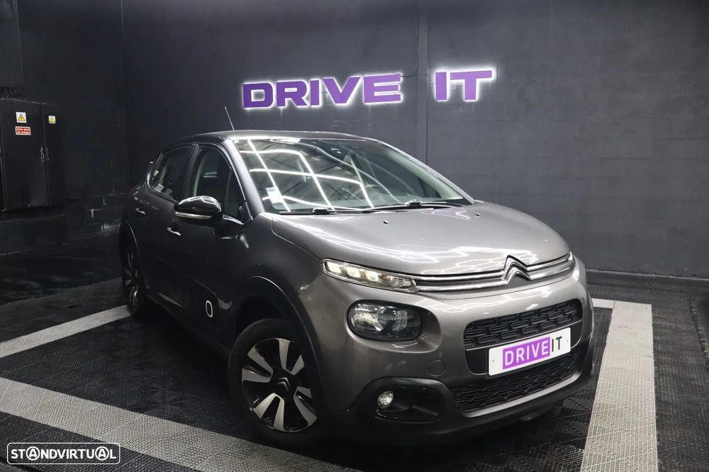 Citroën C3 1.2 PureTech Shine - 1
