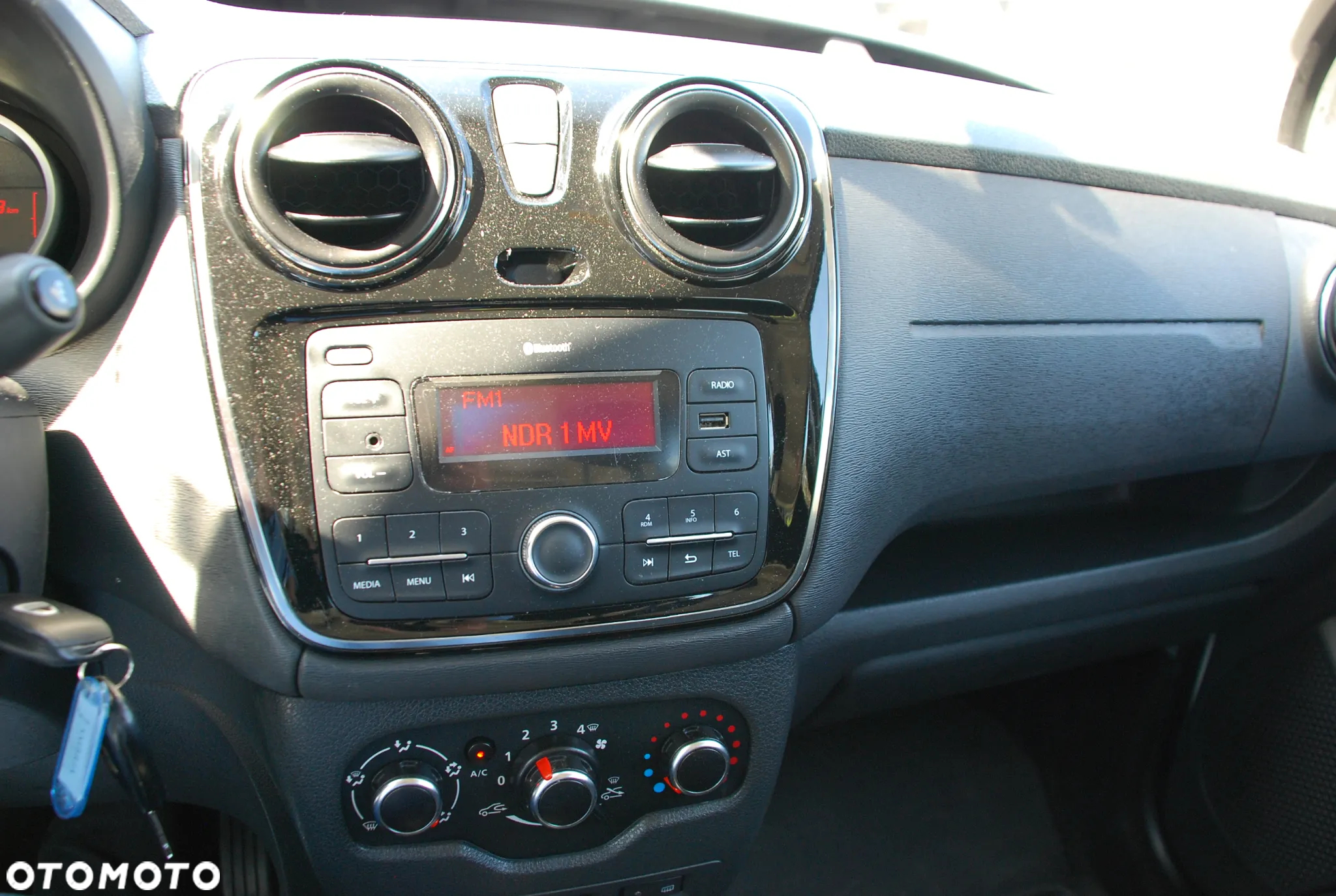 Dacia Dokker 1.5 Blue dCi Laureate - 15