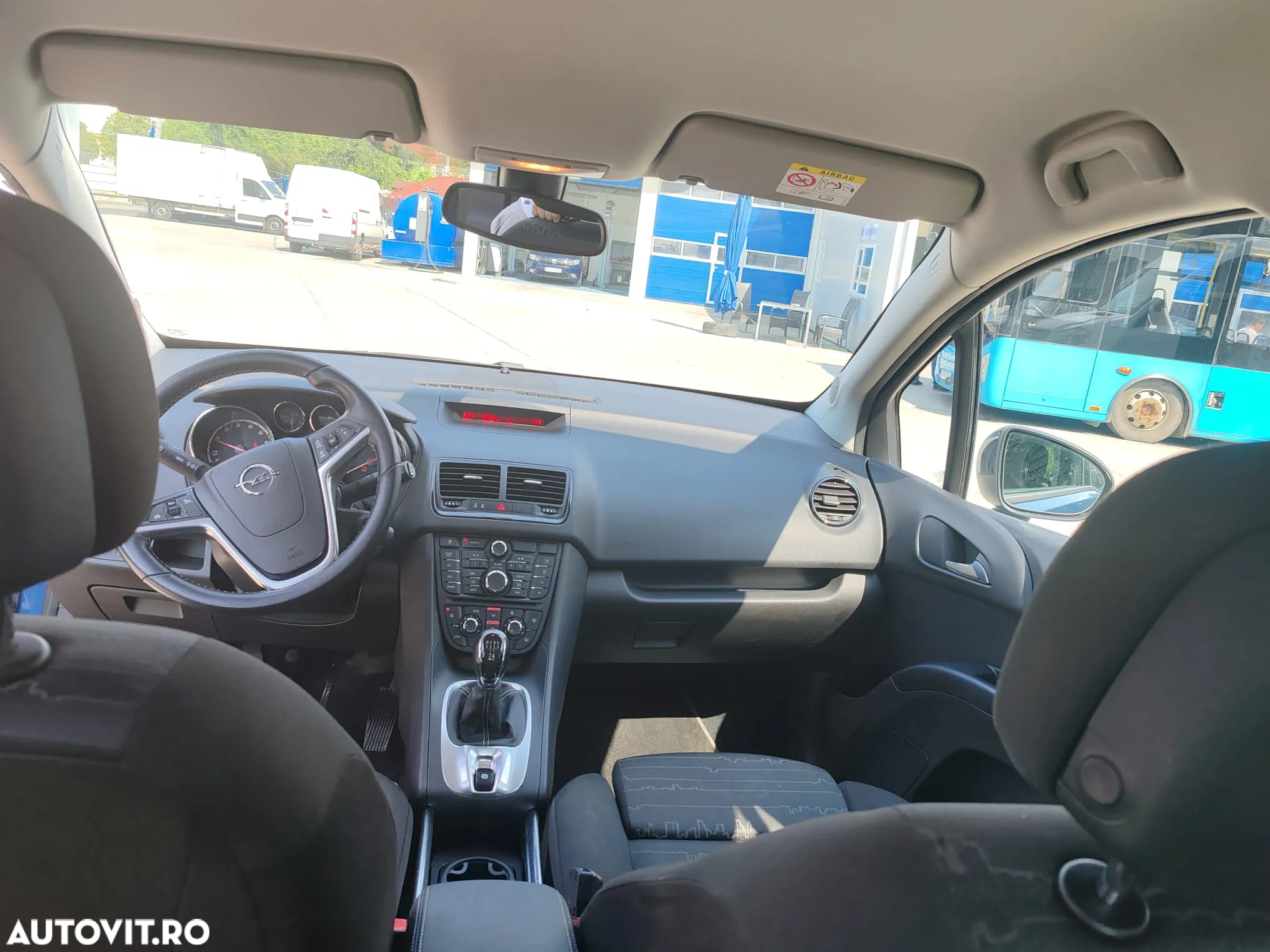 Opel Meriva - 9