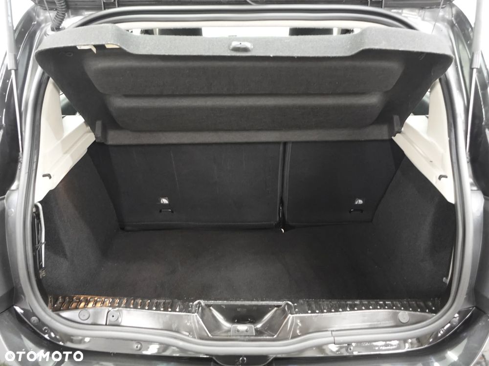 Dacia Sandero SCe 75 Essential - 24