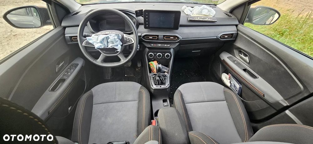 Dacia Jogger 1.6 Full Hybrid 140 Extreme MMT - 11