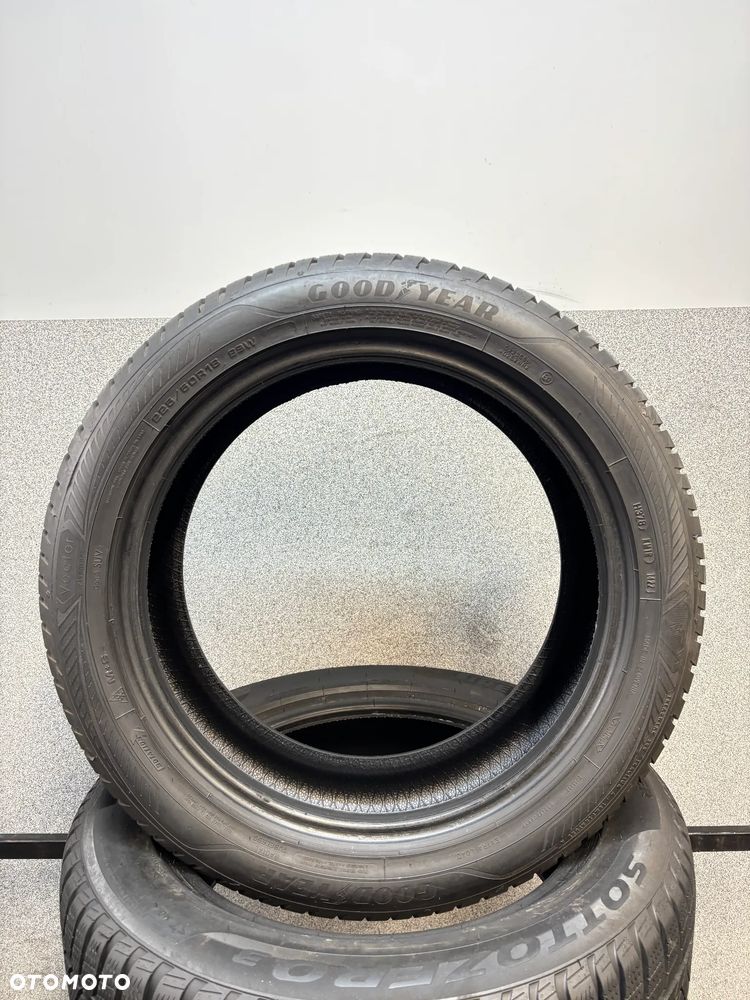 1 Opona Wielosezonowa GoodYear 225/50/18 99W, XL , SUV - 3