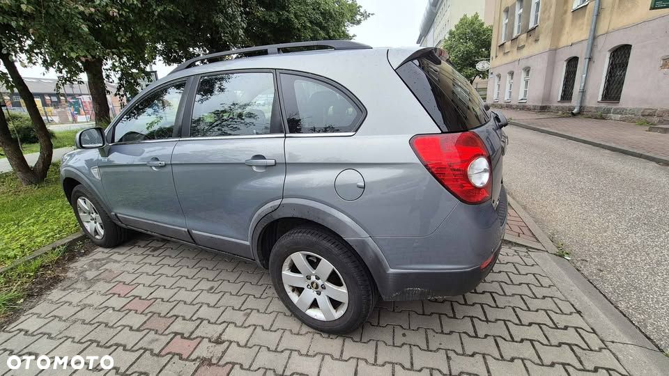 Chevrolet Captiva 2.0 4WD 7 Sitzer Automatik LT - 4