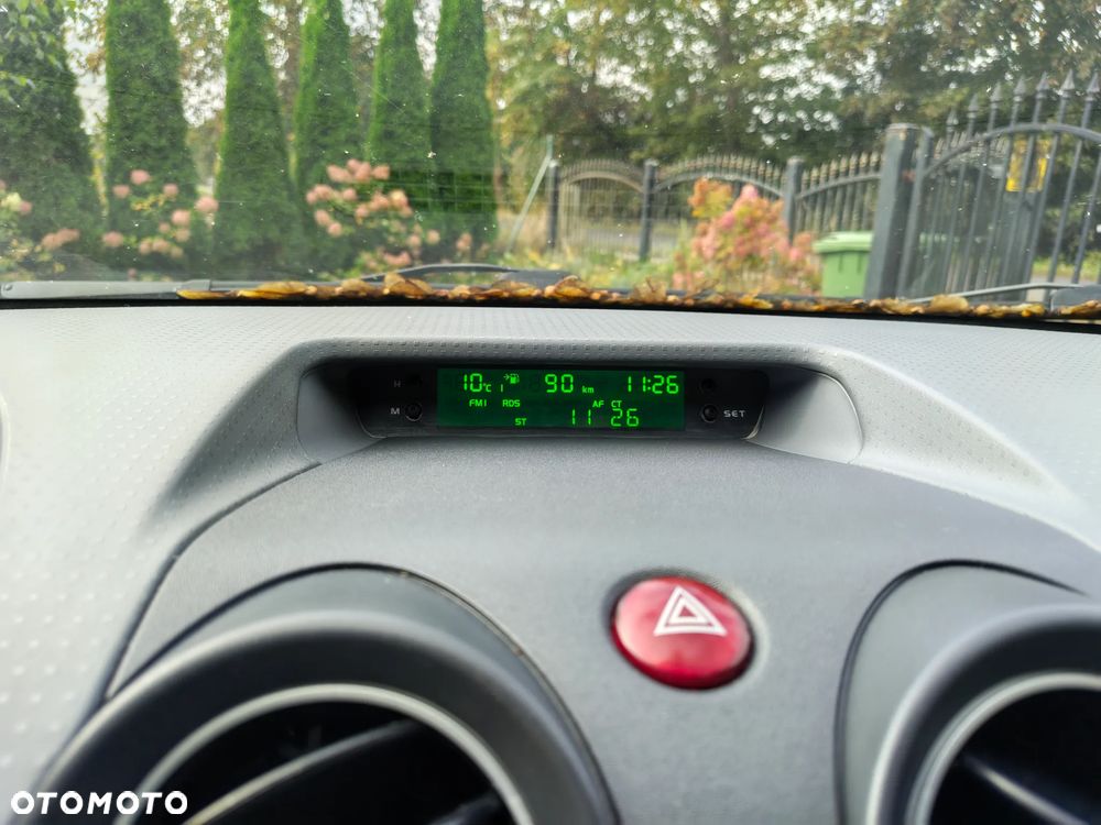 Mitsubishi Colt - 6