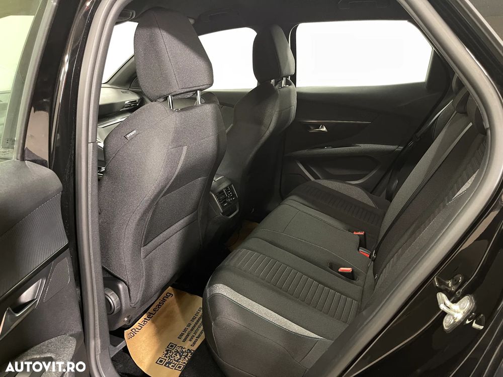 Peugeot 3008 PHEV 180 EAT8 Active Pack - 11