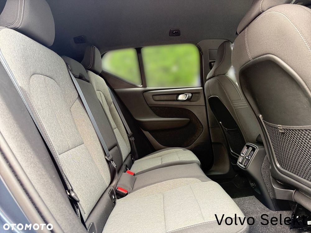 Volvo XC 40 - 30