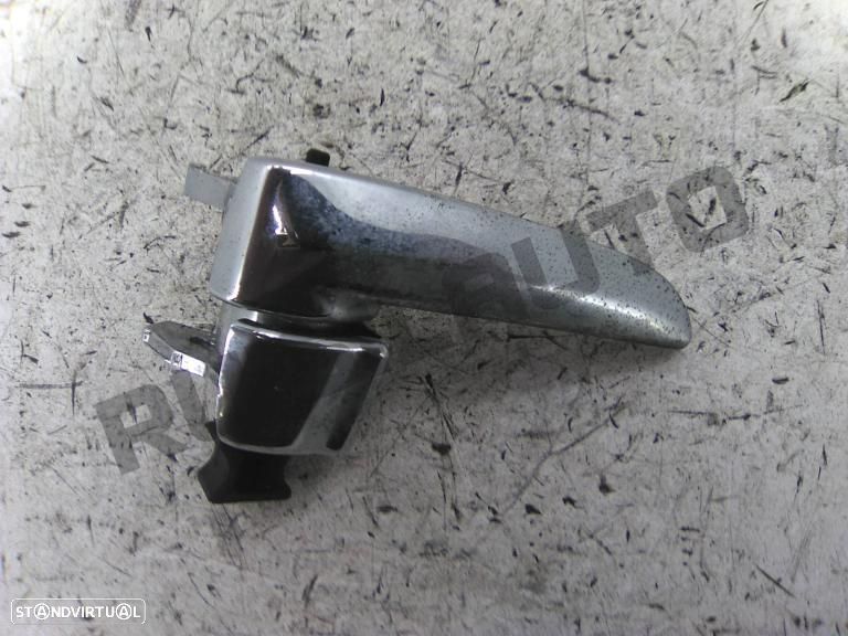 Puxador Interior Trás Direito  Mazda Mazda6 I Sw [2002_2008] 2. - 1