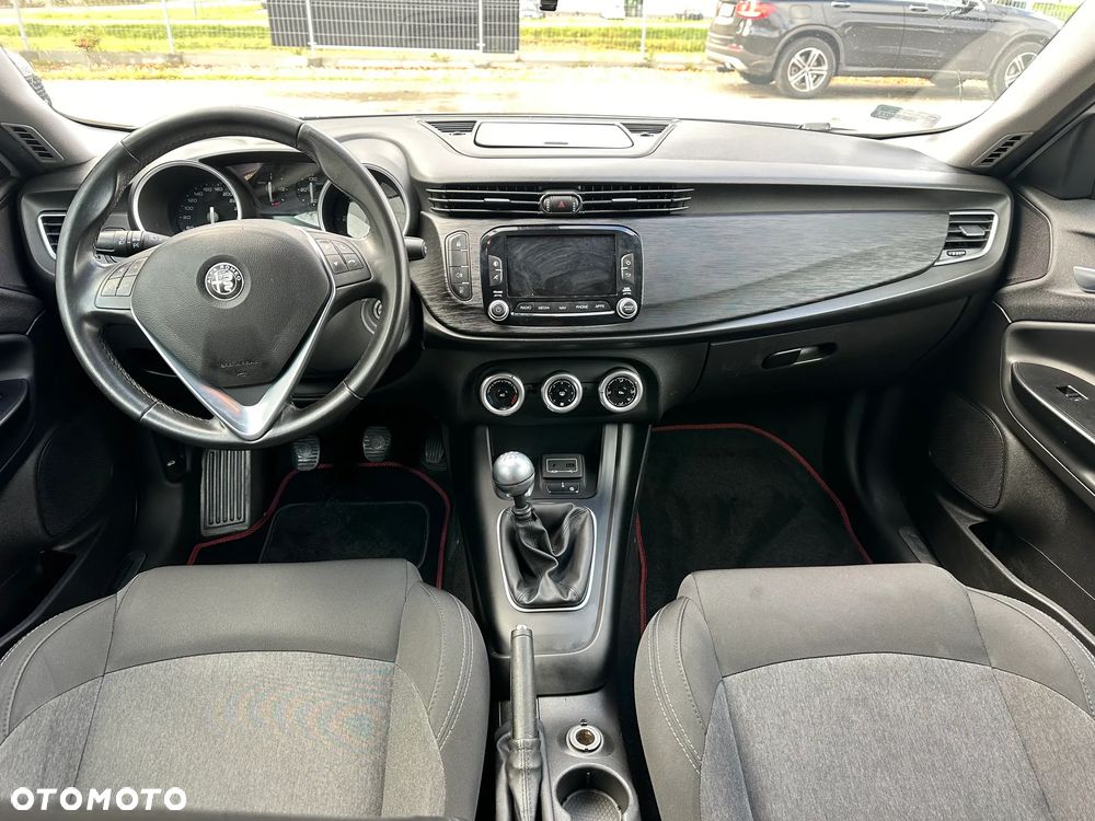 Alfa Romeo Giulietta - 10