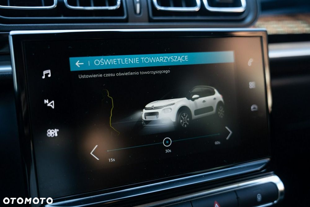 Citroën C3 1.2 PureTech Shine EAT6 - 19