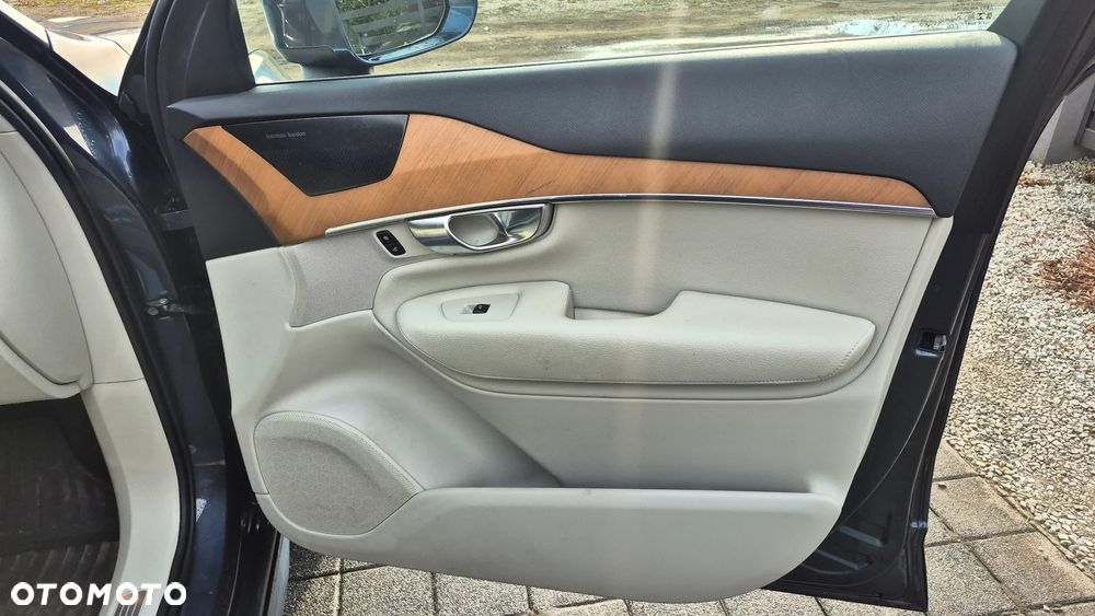 Volvo XC 90 T6 AWD Geartronic Momentum - 13