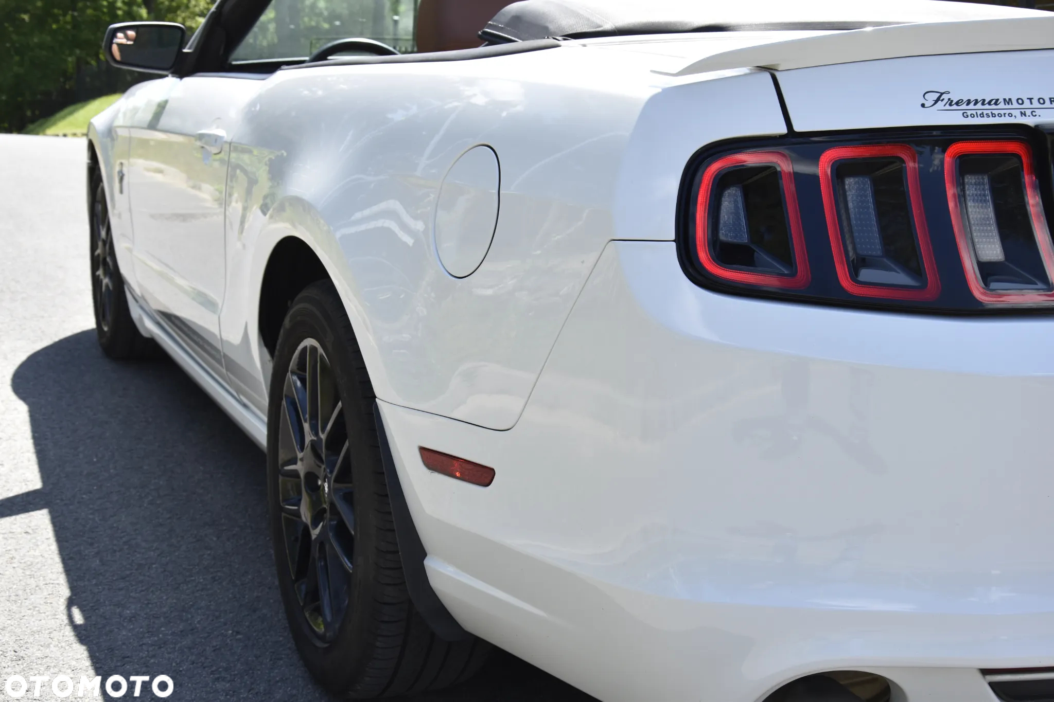 Ford Mustang 3.7 V6 Premium - 12
