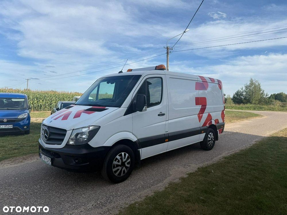 Mercedes-Benz Sprinter - 2