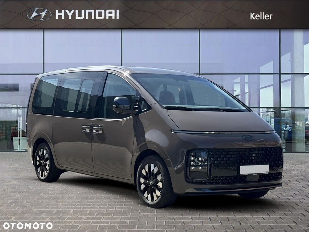 Hyundai Staria - 8