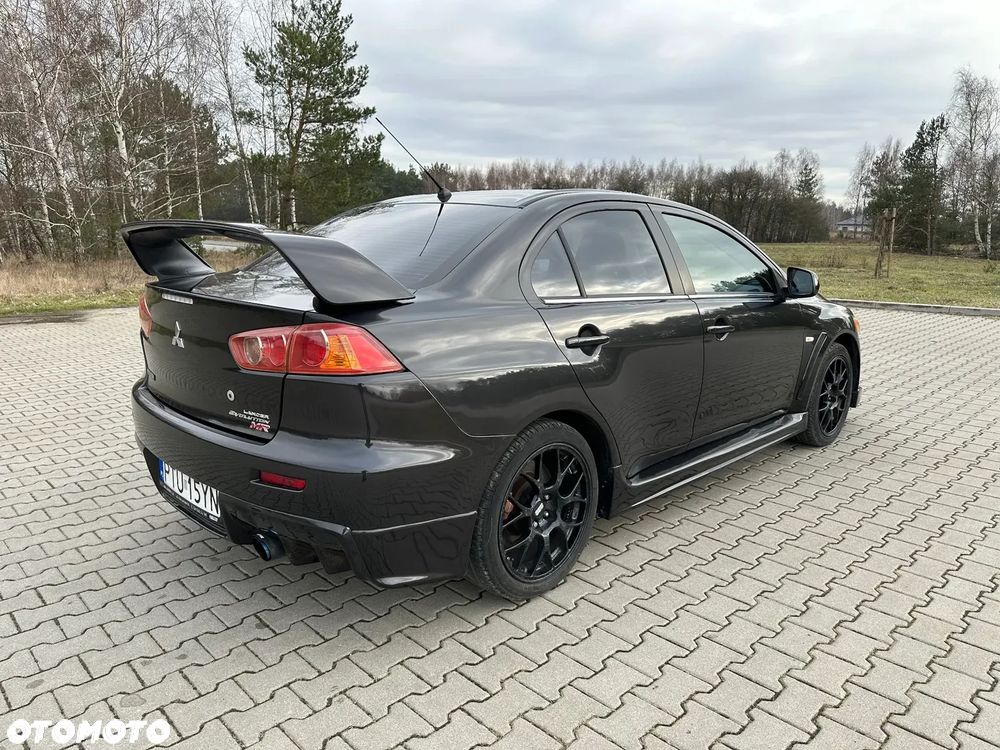 Mitsubishi Lancer Evolution - 4