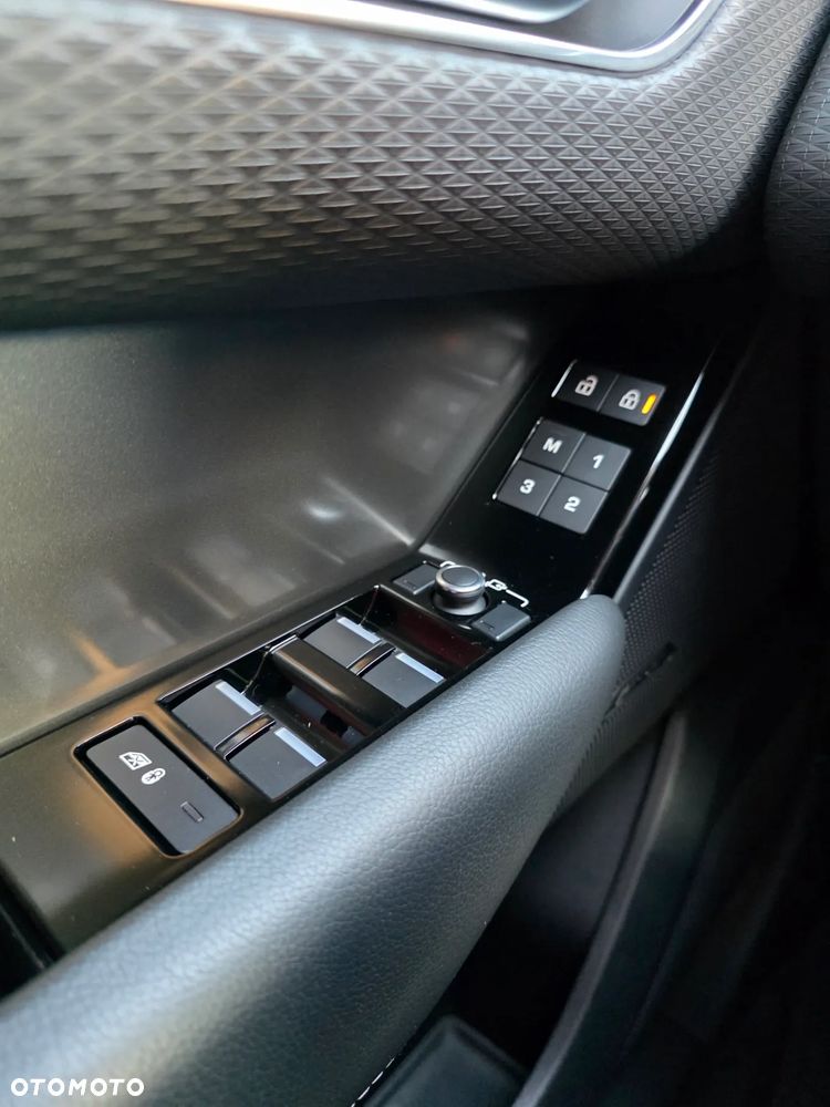 Land Rover Range Rover Velar P250 S - 13