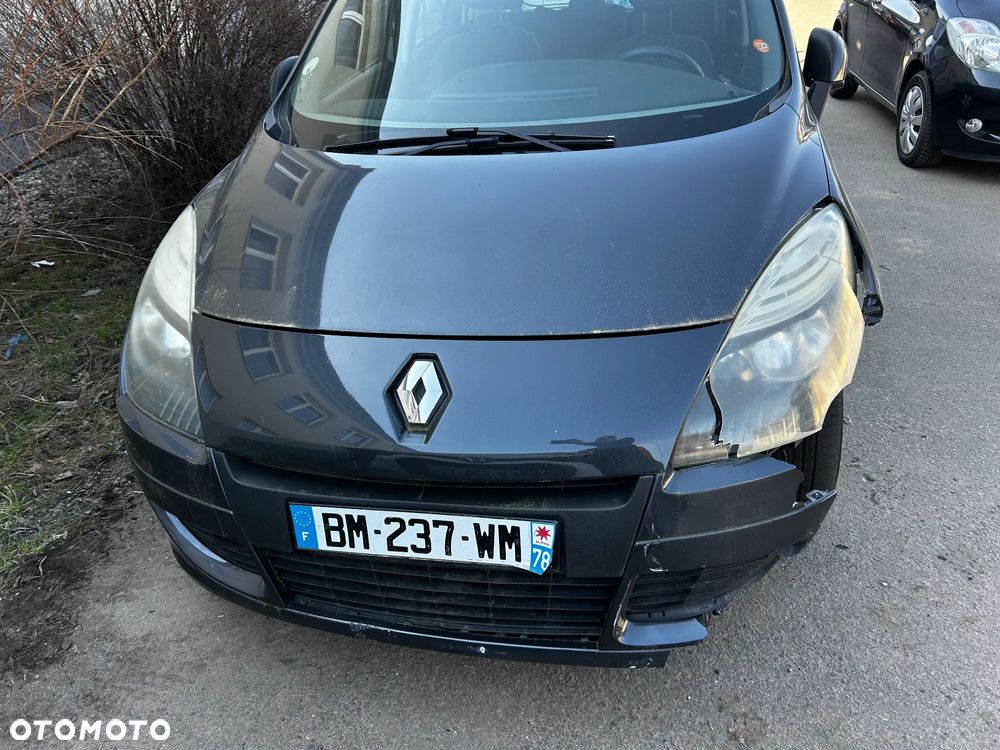 Renault Scenic - 6