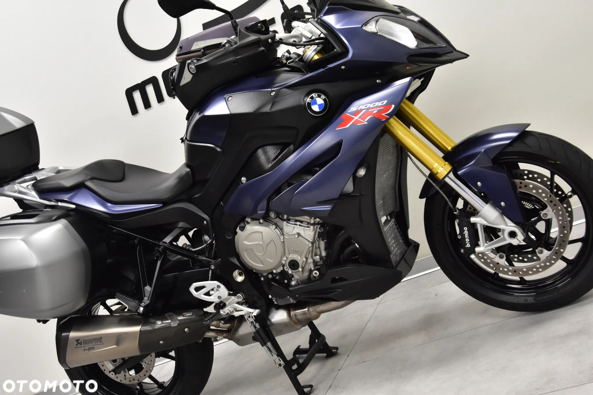 BMW XR - 11