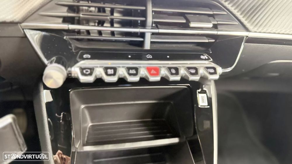 Peugeot 2008 PureTech 100 Style - 18